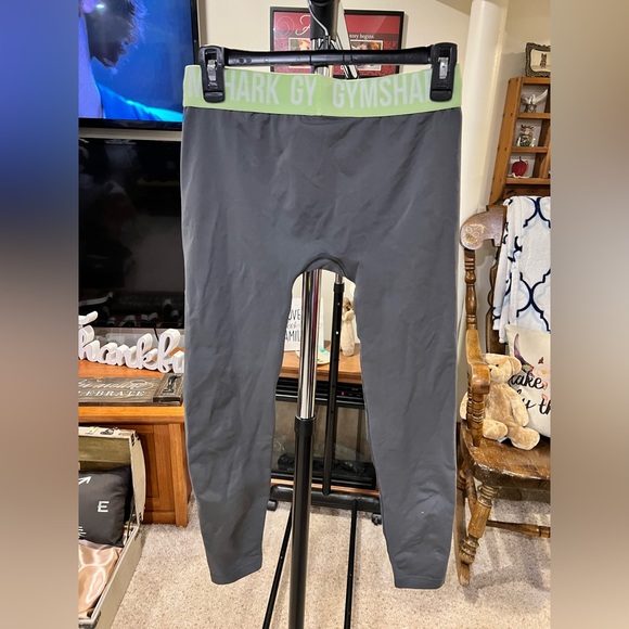 Gymshark leggings - Picture 2 of 5